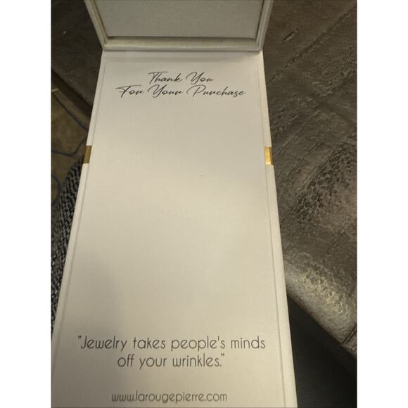 LaRouge Pierre Crystal Collection Illuminating Multi-peptide Eye Serum NIB - Picture 4 of 7